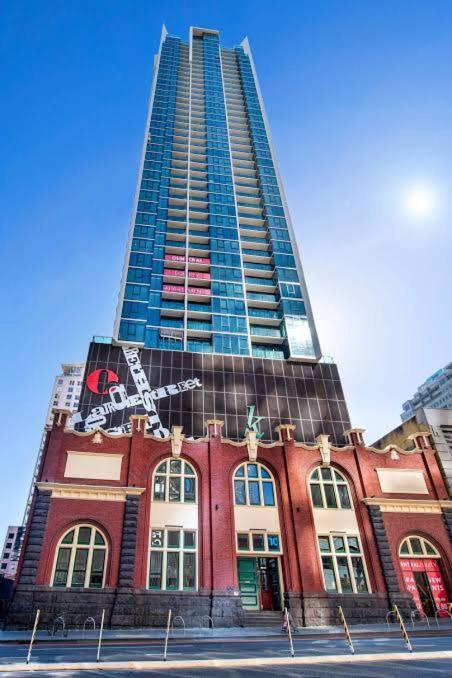 Lonsdale St Luxury Cbd Family Apartment With Free Parking מלבורן מראה חיצוני תמונה